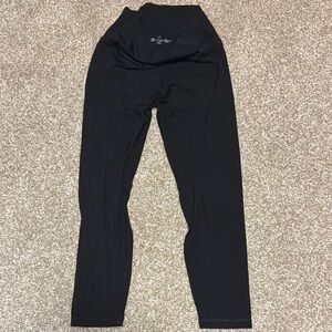 Black Aerie Offline High-Waisted crop Leggings